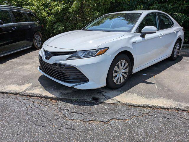 2020 Toyota Camry LE Hybrid