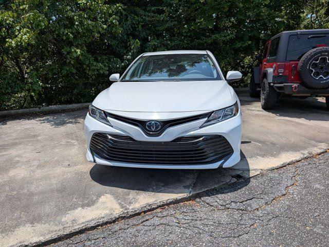 2020 Toyota Camry LE Hybrid