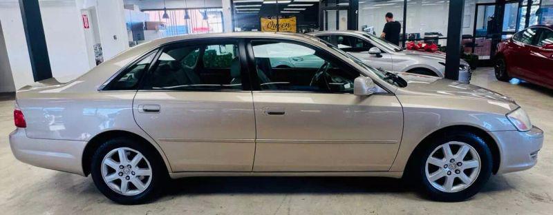 2003 Toyota Avalon XL