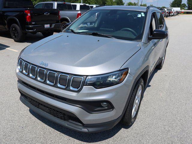 2022 Jeep Compass Latitude FWD