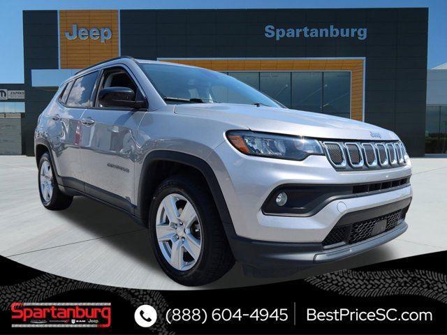 2022 Jeep Compass Latitude FWD