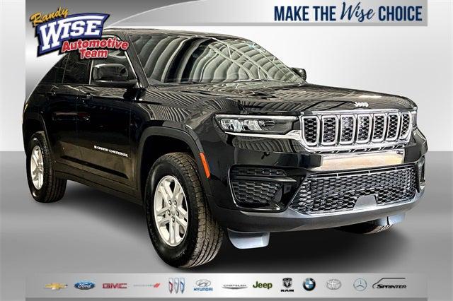 2025 Jeep Grand Cherokee GRAND CHEROKEE LAREDO 4X4