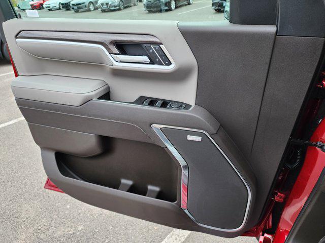 2025 Chevrolet Silverado 1500 LTZ 4WD