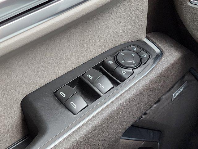 2025 Chevrolet Silverado 1500 LTZ 4WD