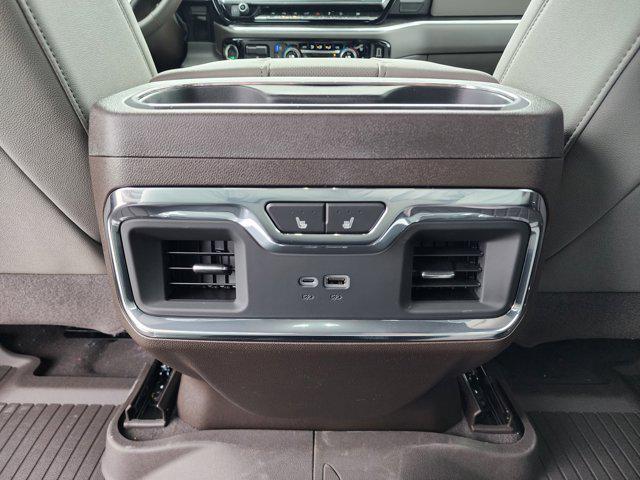2025 Chevrolet Silverado 1500 LTZ 4WD