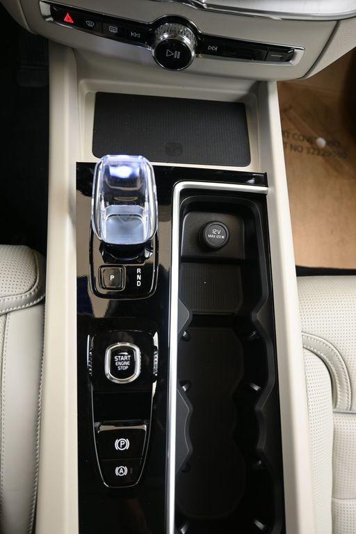 2026 Volvo XC60 Plug-In Hybrid T8 Ultra