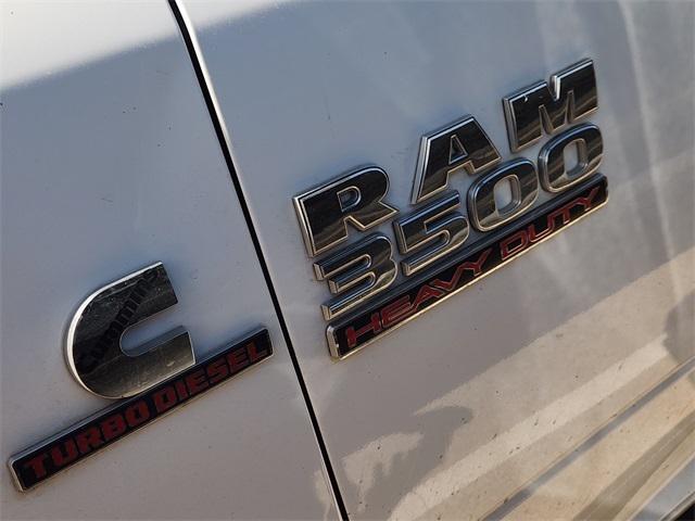 2018 RAM 3500 Tradesman Crew Cab 4x4 8 Box