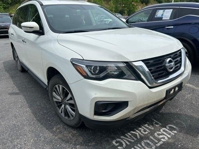 2019 Nissan Pathfinder S