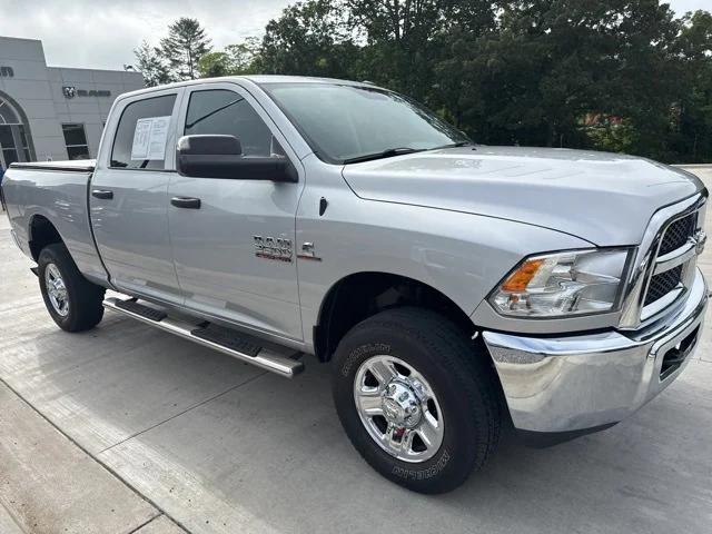 2018 RAM 2500 Tradesman Crew Cab 4x4 64 Box