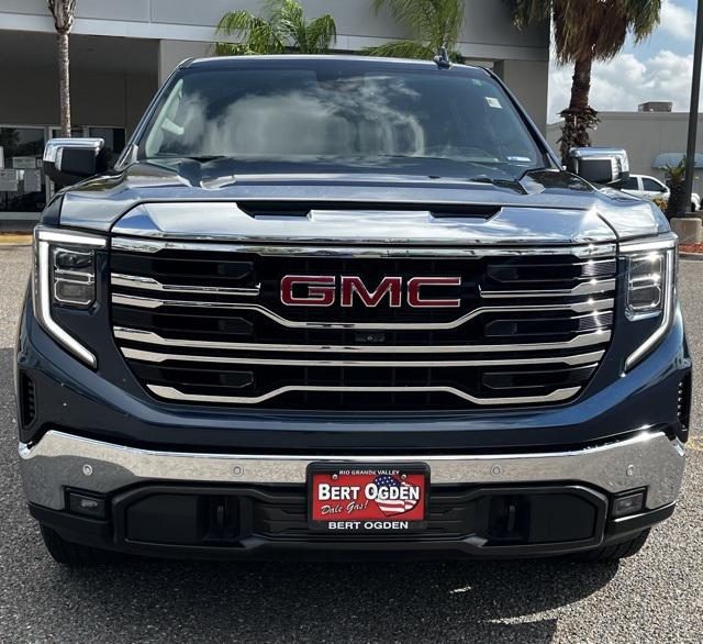 2022 GMC Sierra 1500 2WD Crew Cab Short Box SLT