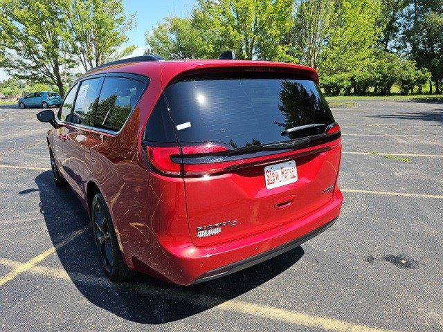 2025 Chrysler Pacifica Limited AWD 2025 Chrysler Pacifica Limited AWD
