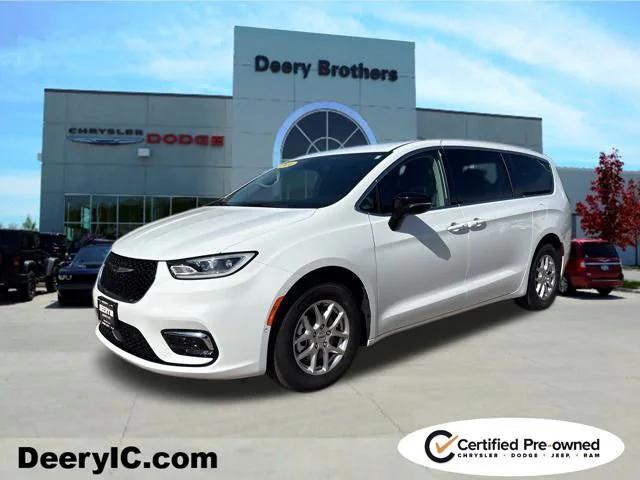 2024 Chrysler Pacifica Touring L