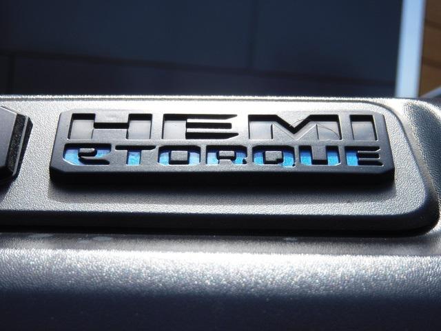 2022 RAM 1500 Limited Crew Cab 4x4 57 Box