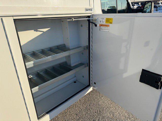 2024 Ford Transit Cutaway Base