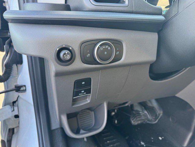 2024 Ford Transit Cutaway Base