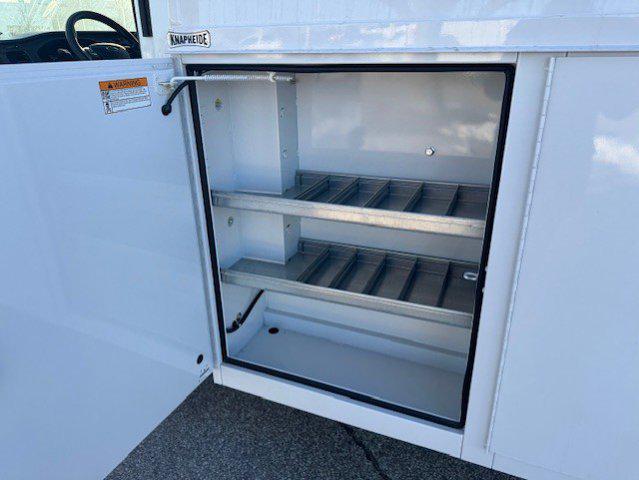 2024 Ford Transit Cutaway Base
