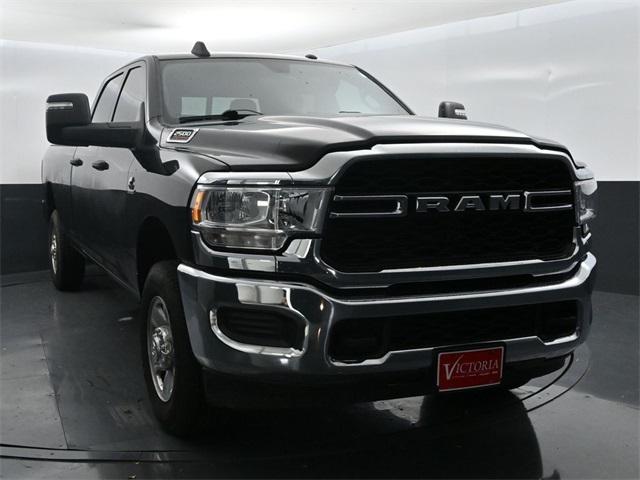 2024 RAM 2500 Tradesman Crew Cab 4x4 8 Box