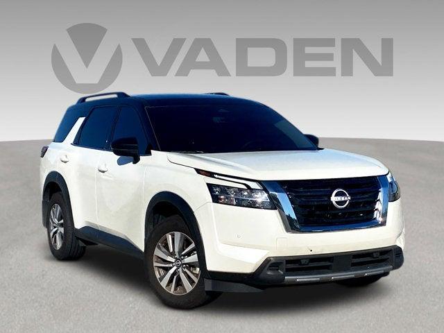 2024 Nissan Pathfinder SL FWD