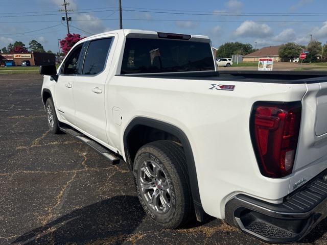 2022 GMC Sierra 1500 4WD Crew Cab Short Box SLE