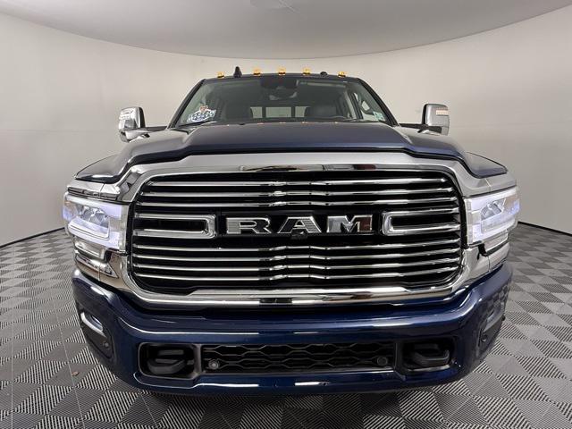 2024 RAM 3500 Laramie Crew Cab 4x4 8 Box