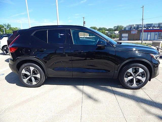 2026 Volvo XC40 B5 Plus