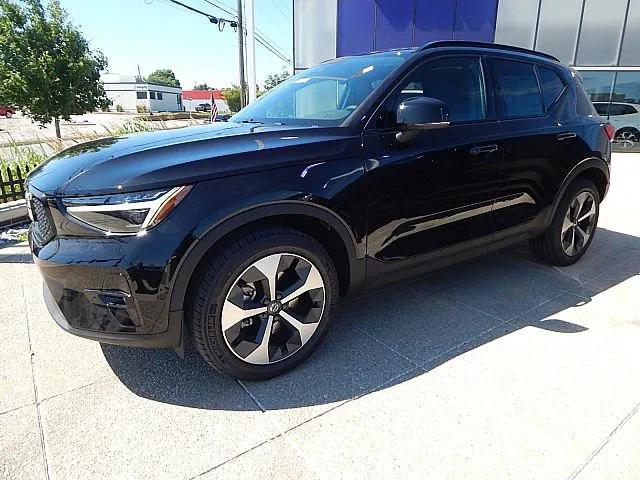 2026 Volvo XC40 B5 Plus
