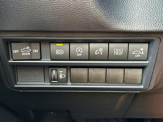 2025 Toyota Tundra SR5 2WD