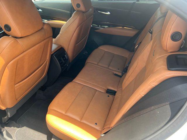 2022 Cadillac XT4 AWD Premium Luxury
