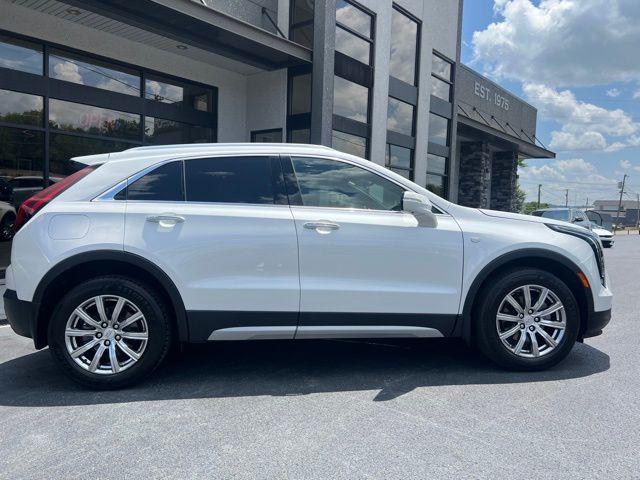 2022 Cadillac XT4 AWD Premium Luxury