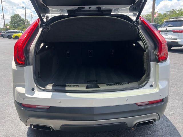 2022 Cadillac XT4 AWD Premium Luxury