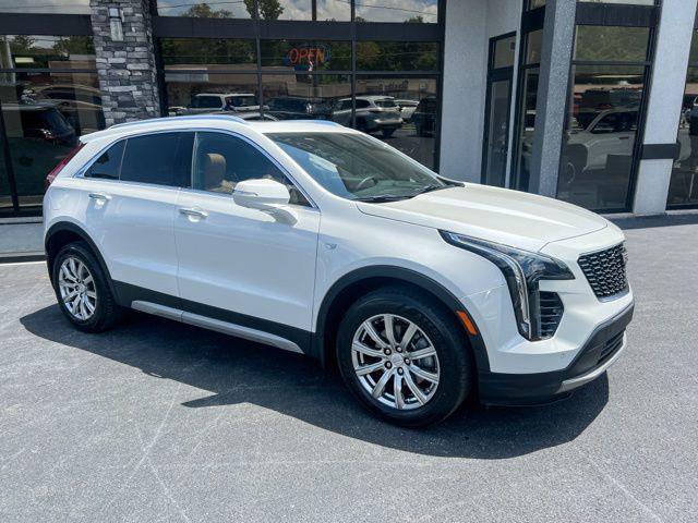 2022 Cadillac XT4 AWD Premium Luxury