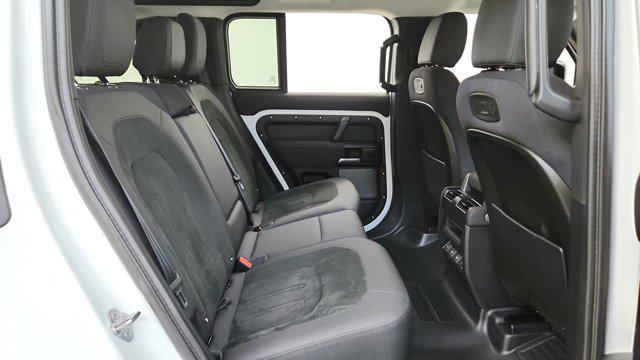 2020 Land Rover Defender 110 S