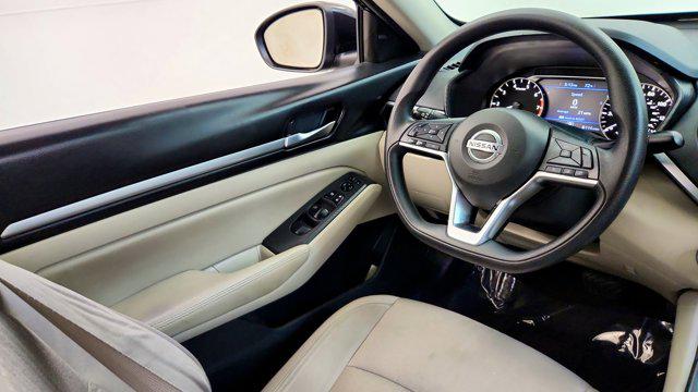2022 Nissan Altima SV FWD