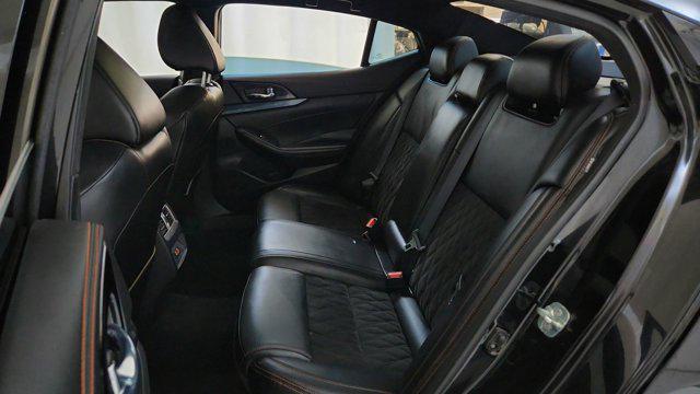 2022 Nissan Maxima SR Xtronic CVT