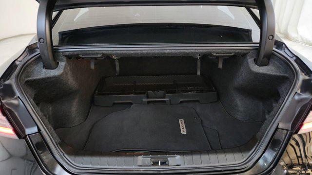 2022 Nissan Maxima SR Xtronic CVT