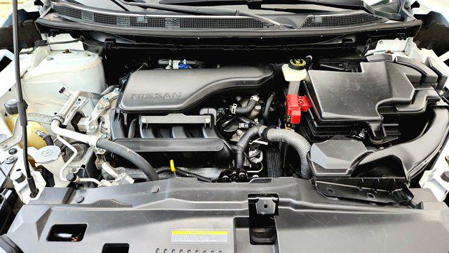 2021 Nissan Rogue Sport SV FWD Xtronic CVT