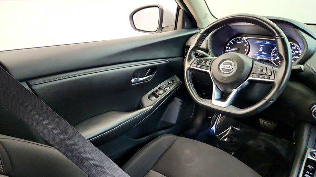 2023 Nissan Sentra SV Xtronic CVT
