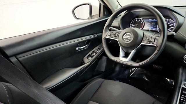 2023 Nissan Sentra SV Xtronic CVT