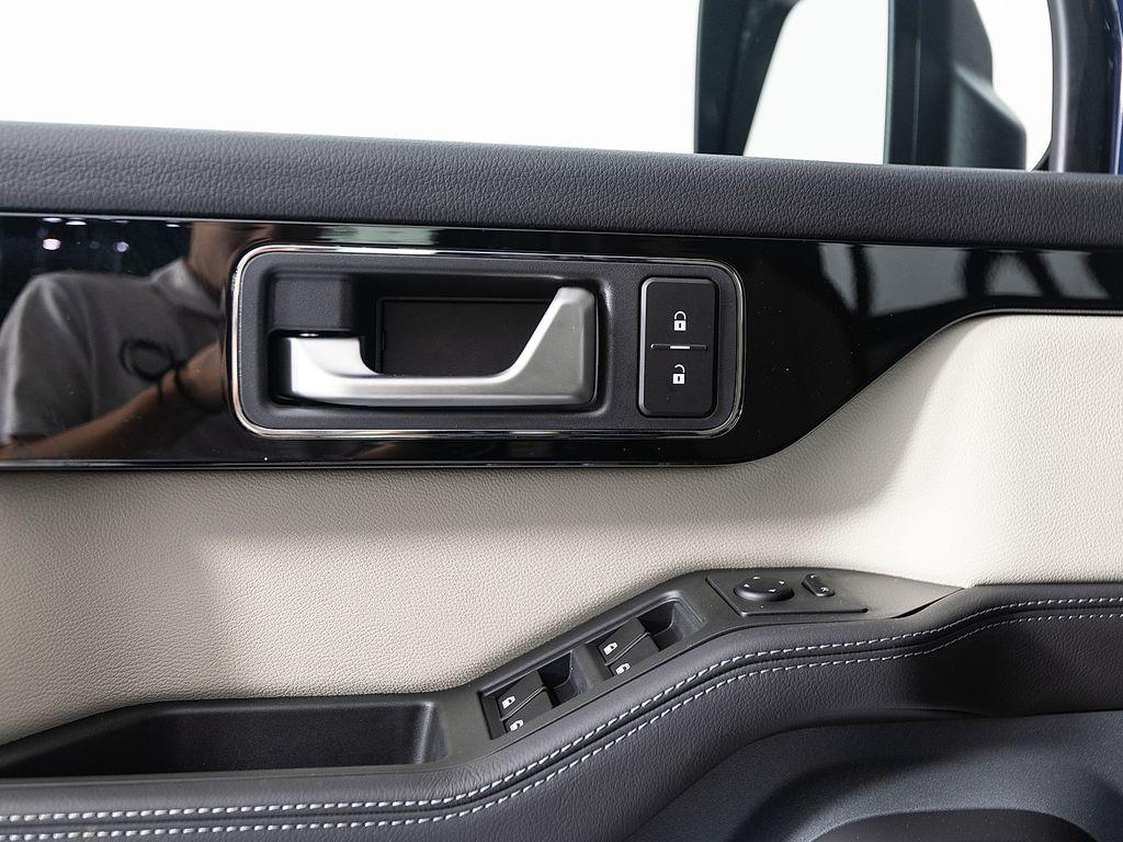 2025 INEOS Grenadier Fieldmaster Edition - Photo 11