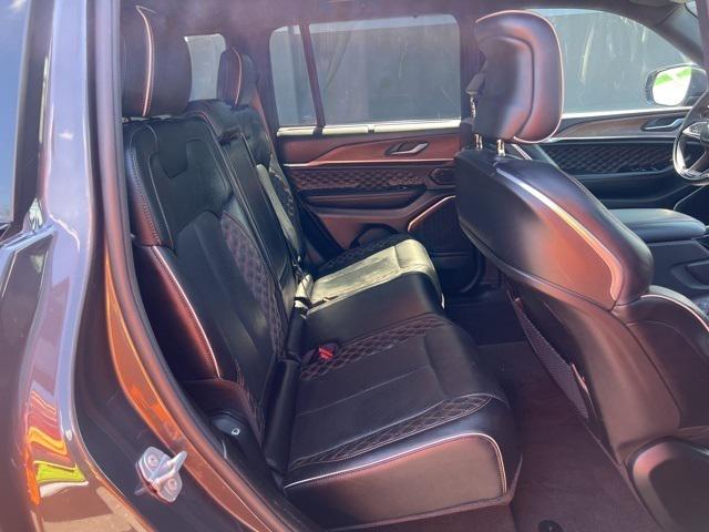 2022 Jeep Grand Cherokee Summit 4x4