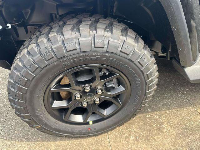 2025 Jeep Gladiator GLADIATOR HIGH TIDE 4X4