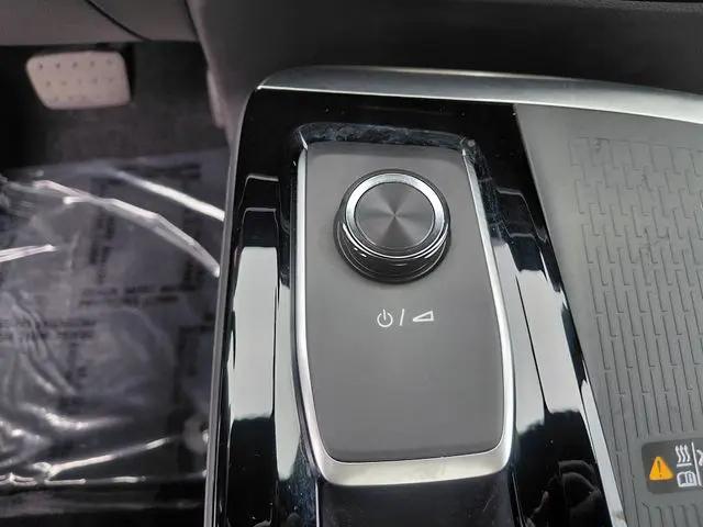 2025 Buick Enclave Preferred FWD