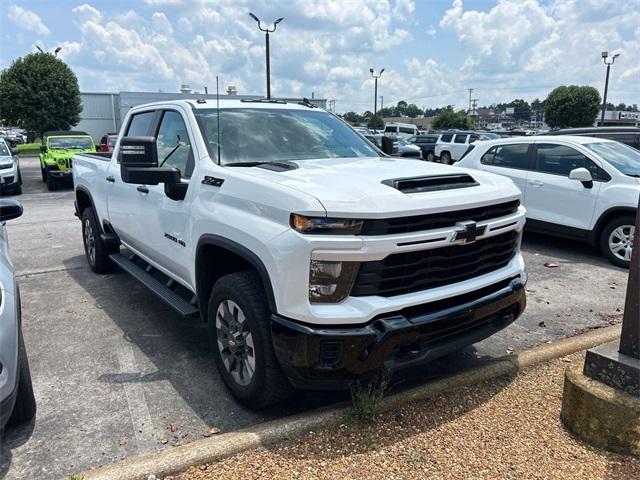 2024 Chevrolet Silverado 2500HD 4WD Crew Cab Standard Bed Custom