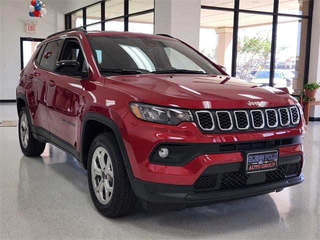 2025 Jeep Compass COMPASS LATITUDE 4X4
