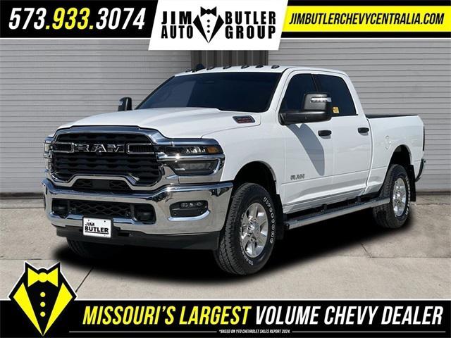 2025 RAM 3500 Big Horn Crew Cab 4x4 64 Box