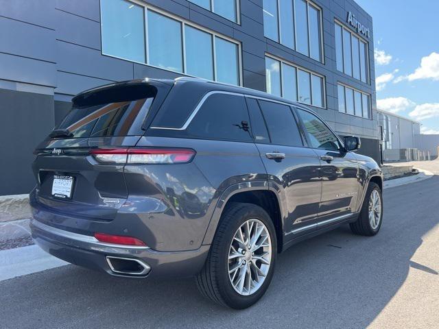 2022 Jeep Grand Cherokee Summit 4x4 2022 Jeep Grand Cherokee Summit 4x4