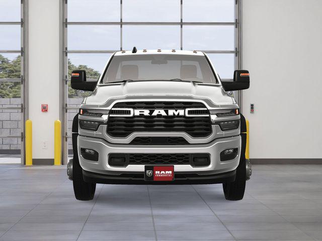 2025 RAM Ram 5500 Chassis Cab RAM 5500 TRADESMAN CHASSIS REGULAR CAB 4X4 108 CA