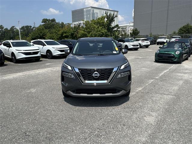 2022 Nissan Rogue SV FWD