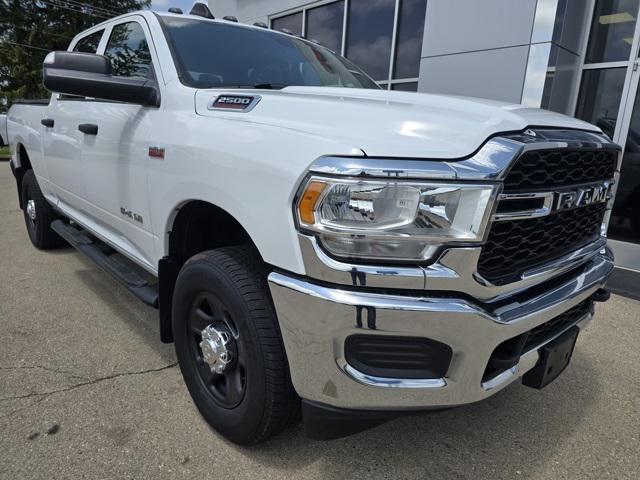 2022 RAM 2500 Tradesman Crew Cab 4x4 64 Box