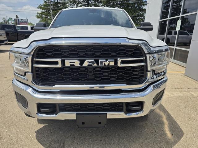 2022 RAM 2500 Tradesman Crew Cab 4x4 64 Box